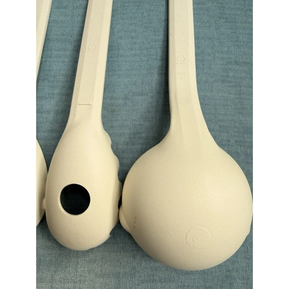 Rubbermaid White Slotted Solid Serving Spoon Pasta Ladle Set 1973 1974 1975 1976